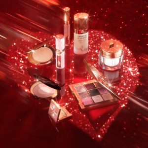 Charlotte Tilbury Charlotte's Beauty Treasure Chest Of Love